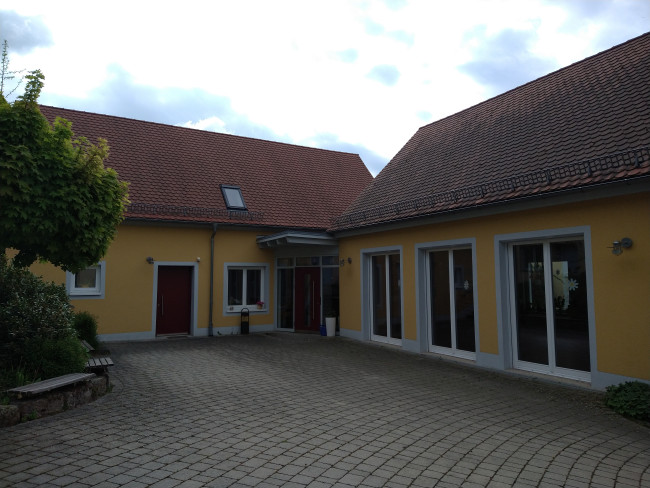 Gemeindehaus Rügland Hofseite